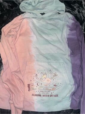 No Boundaries Light Blue tie dye Pullover Hoodie with boho graphic xl